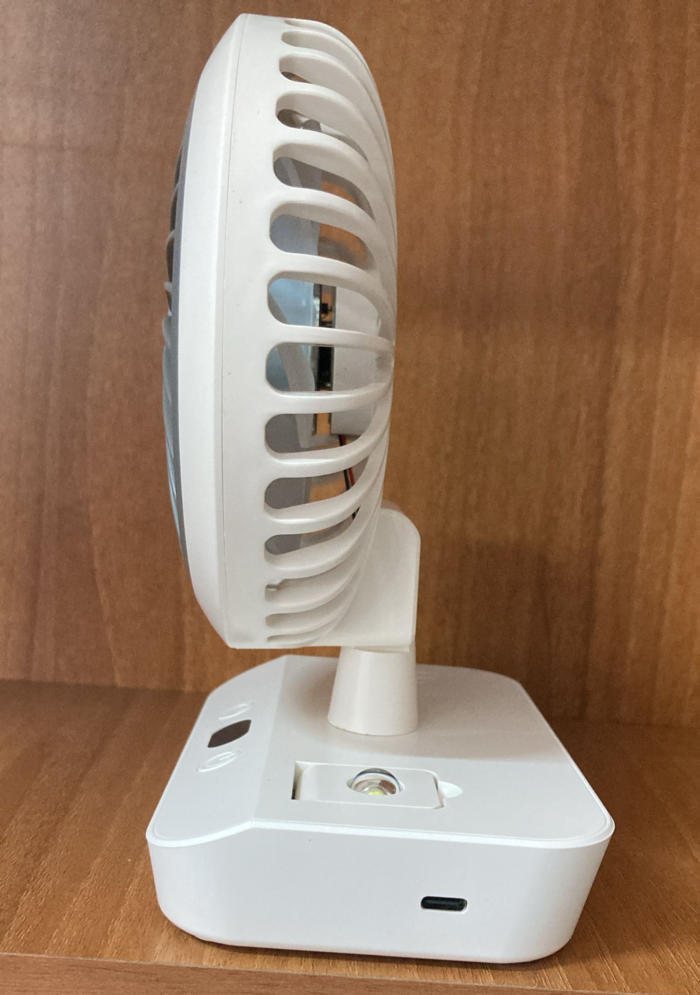 Bilişim Burada Şarjlı Mini Masaüstü Fan 4 Hız Kademeli